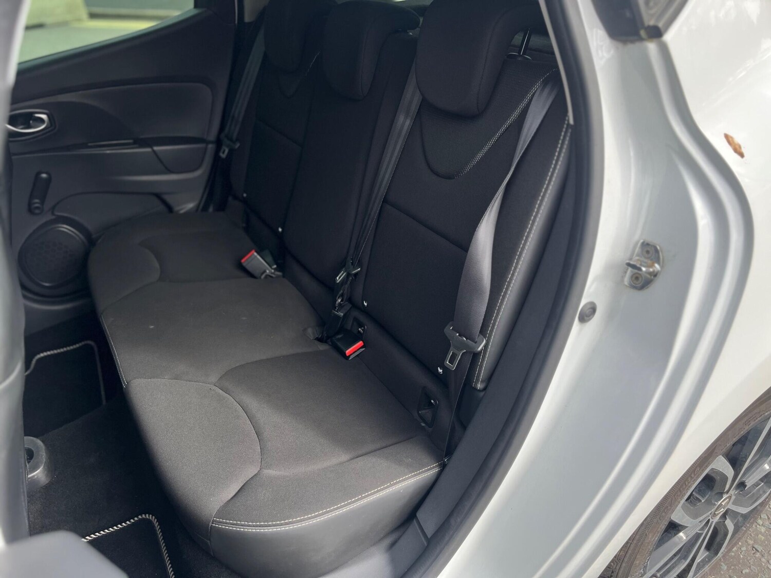 Used Renault Clio 2015 for sale - 78019285: Photo 19