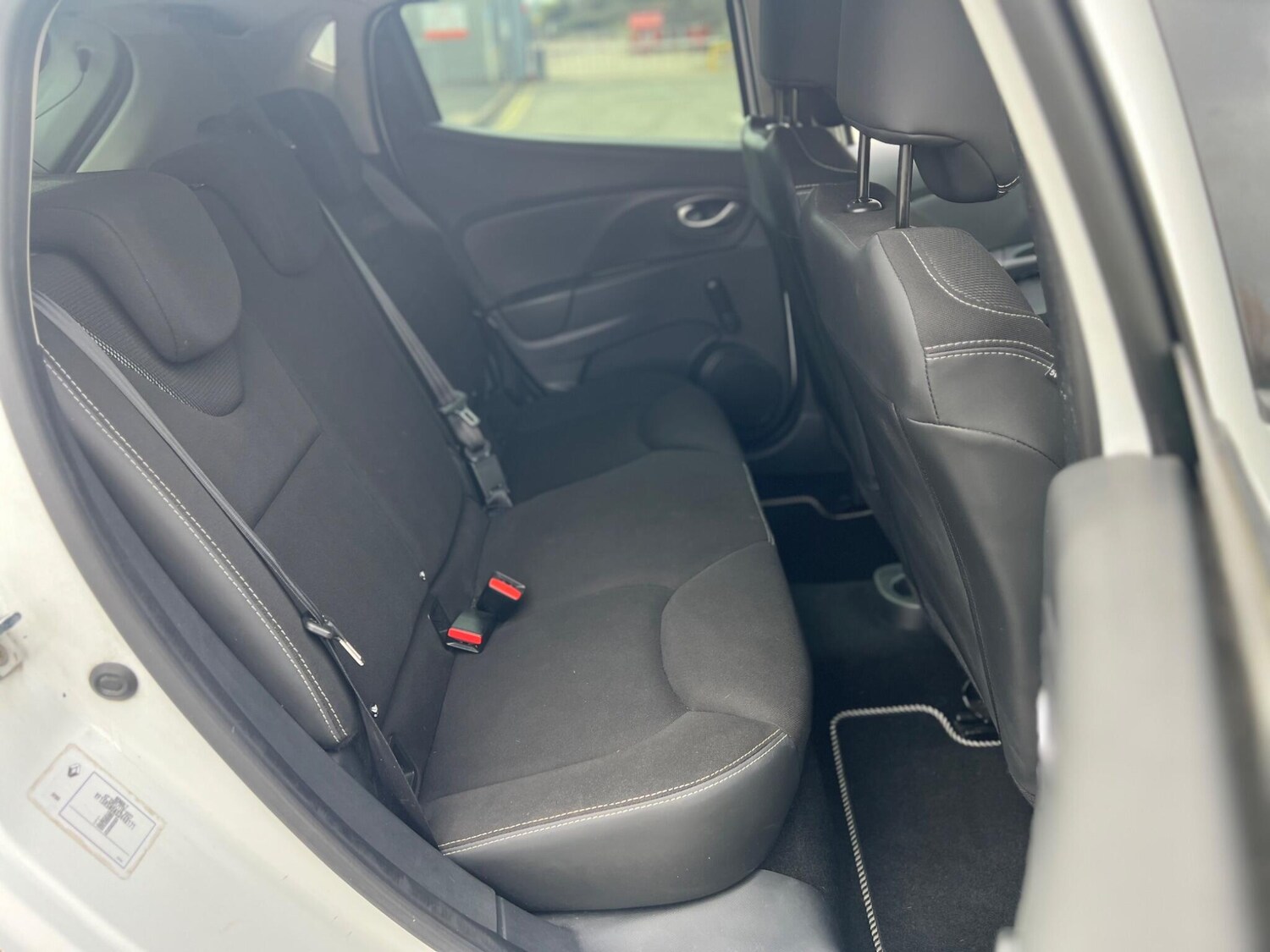 Used Renault Clio 2015 for sale - 78019285: Photo 23