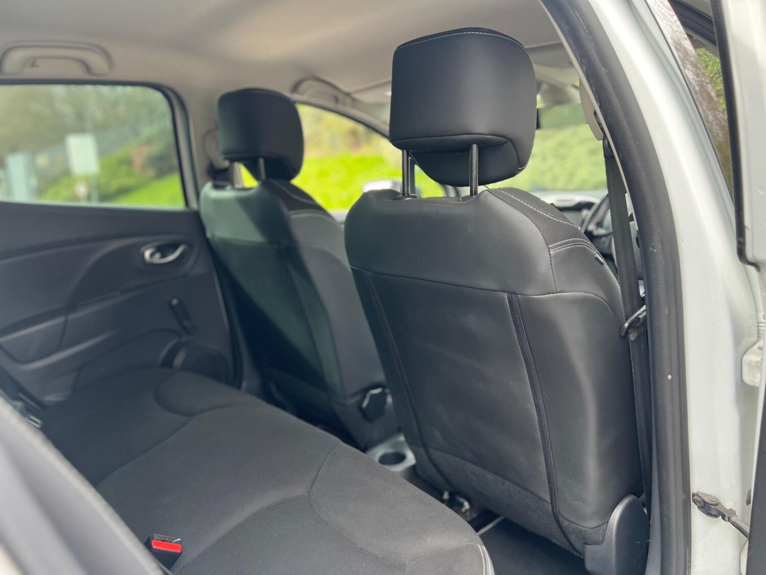 Used Renault Clio 2015 for sale - 78019285: Photo 24