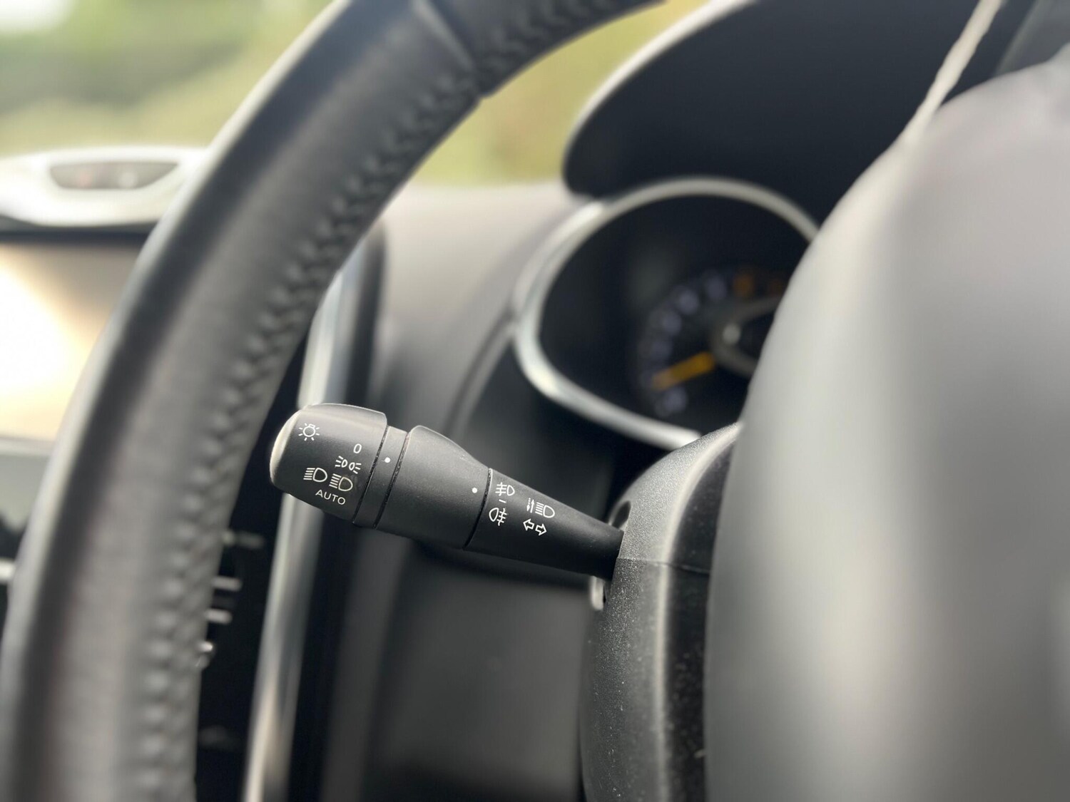 Used Renault Clio 2015 for sale - 78019285: Photo 26