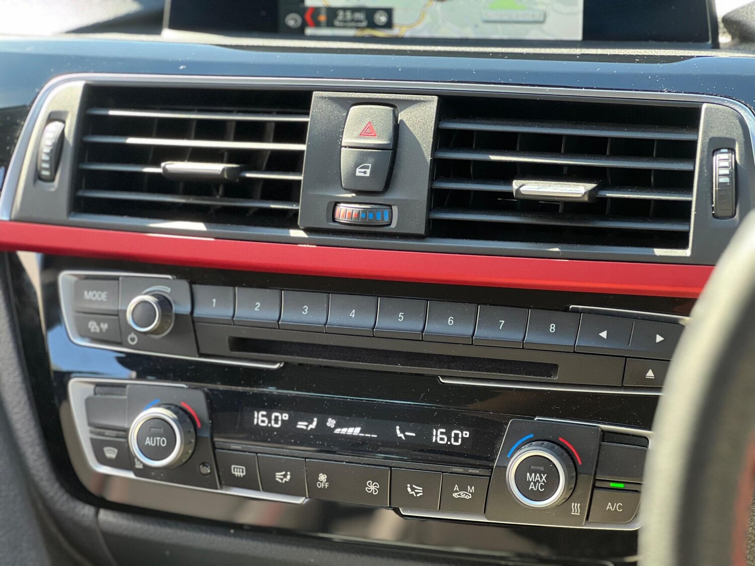 Used BMW 3 Series 2017 for sale - 76043209: Photo 32