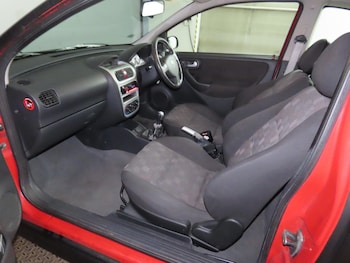 Used Vauxhall Corsa 2004 for sale - 75507464: Photo