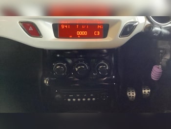 Used Citroen DS3 2010 for sale - 76251047: Photo 3