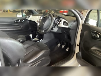 Used Citroen DS3 2010 for sale - 76251047: Photo 4