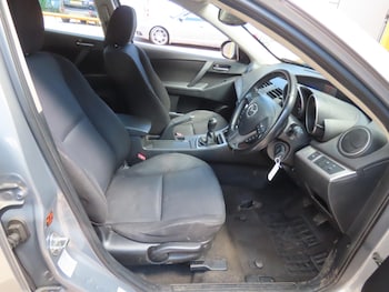 Used Mazda Mazda3 2011 for sale - 79201458: Photo