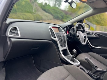 Used Vauxhall Astra 2014 for sale - 75623102: Photo