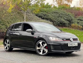 Volkswagen - Golf