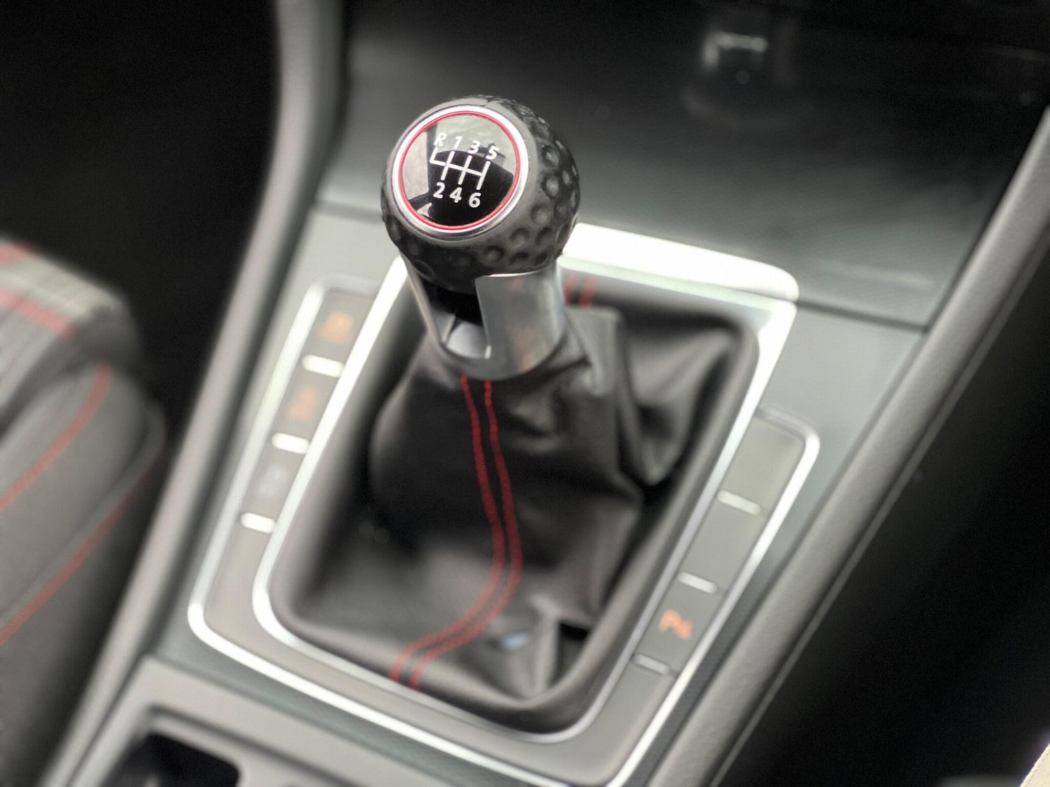 Used Volkswagen Golf 2013 for sale - 76765897: Photo 32