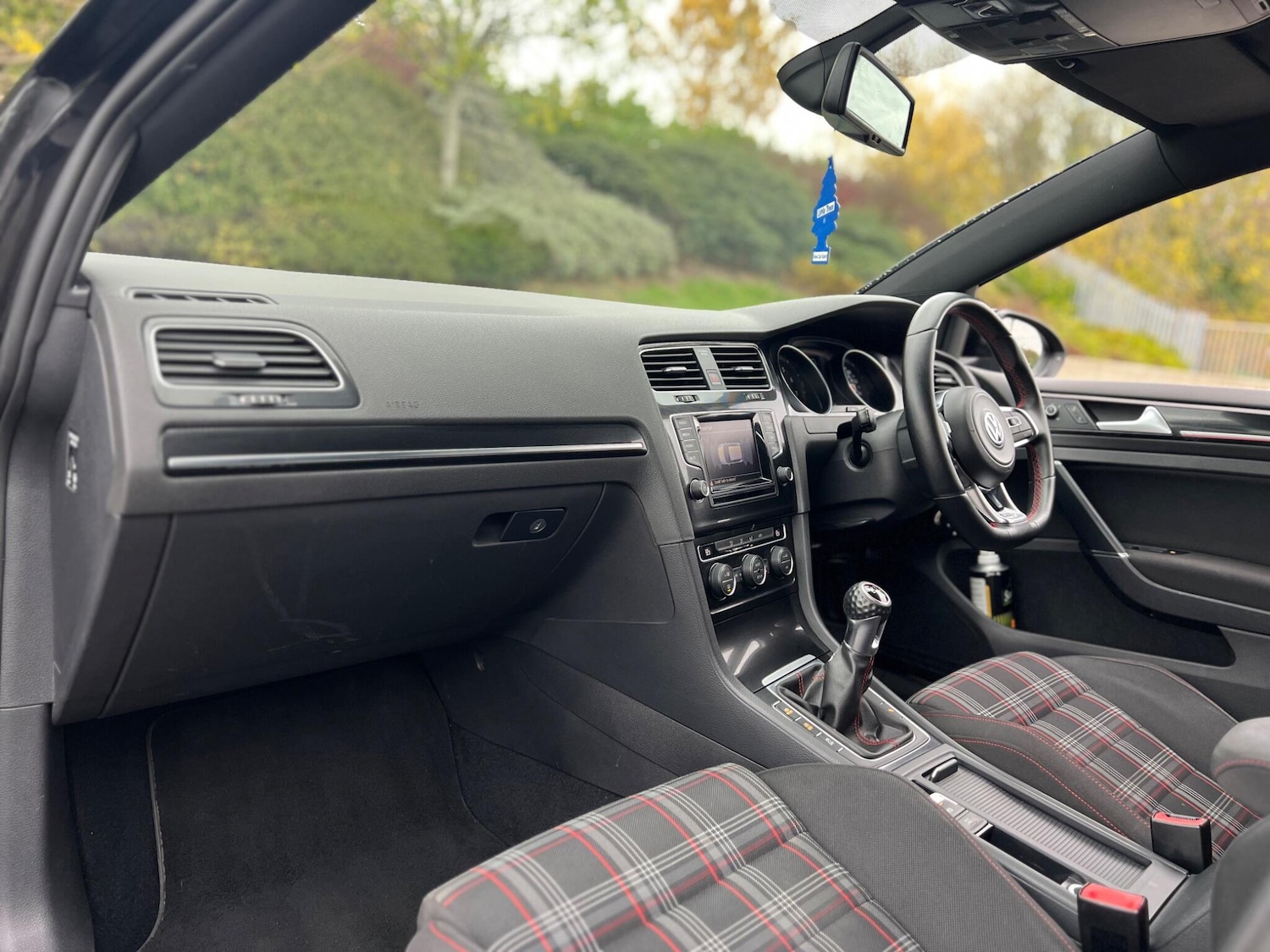 Used Volkswagen Golf 2013 for sale - 76765897: Photo 5