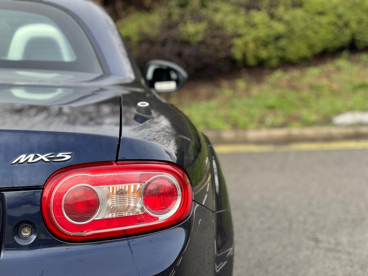 Used Mazda MX-5 2010 for sale - 77229791: Photo 11