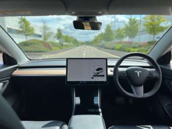 Used Tesla Model 3 2020 for sale - 75297777: Photo