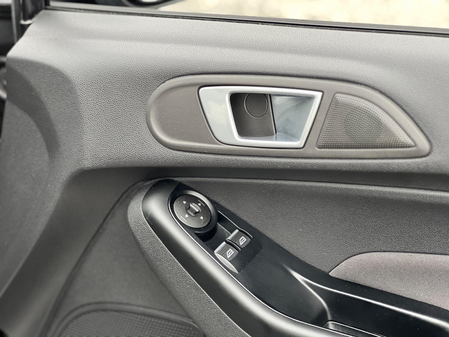 Used Ford Fiesta 2016 for sale - 76314291: Photo 41