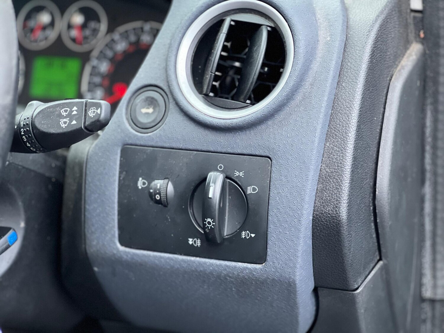 Used Ford Fusion 2008 for sale - 77510868: Photo 33