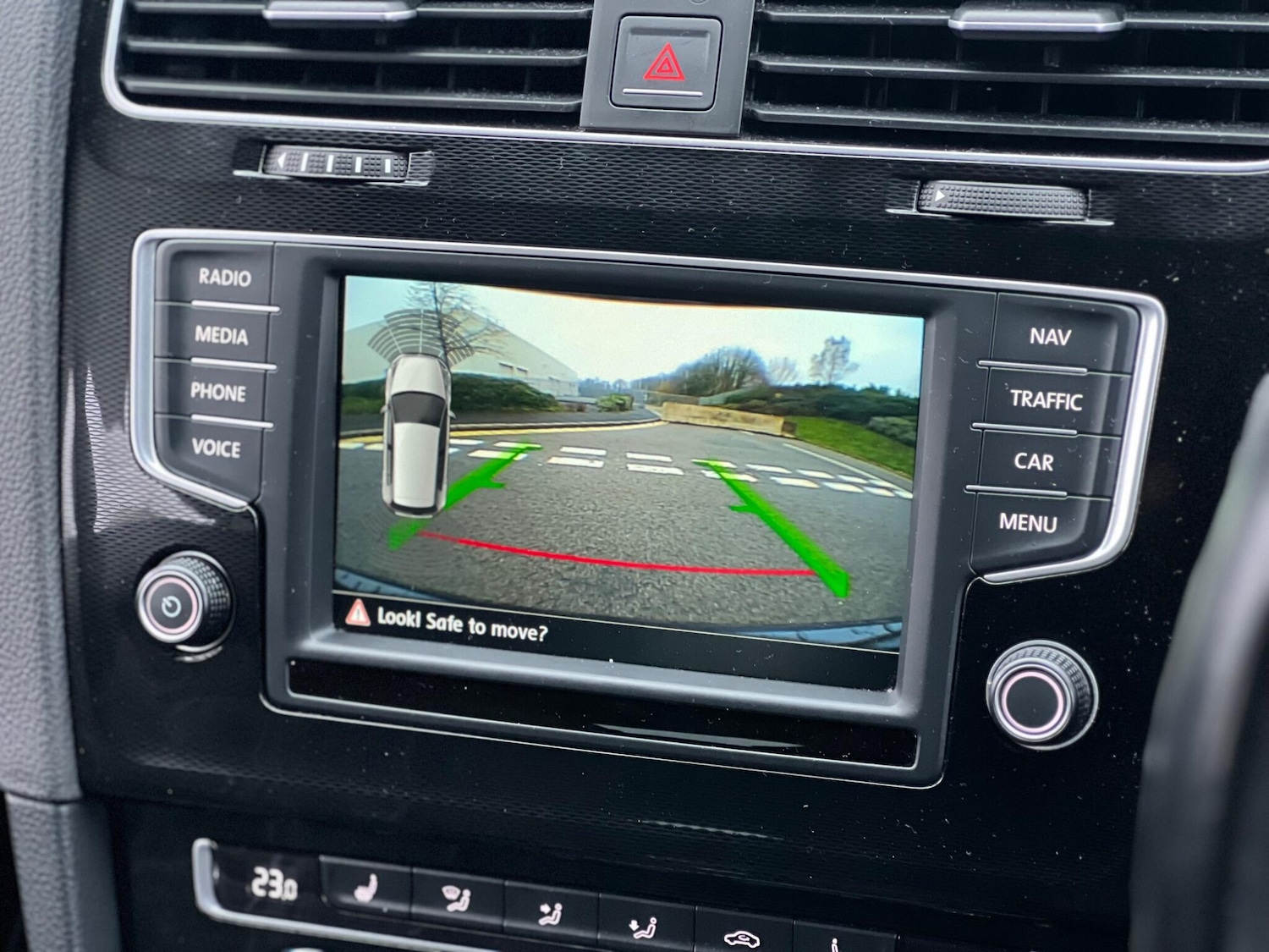 Used Volkswagen Golf 2015 for sale - 77029995: Photo 31