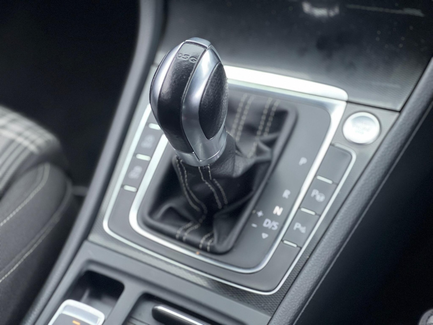 Used Volkswagen Golf 2015 for sale - 77029995: Photo 34