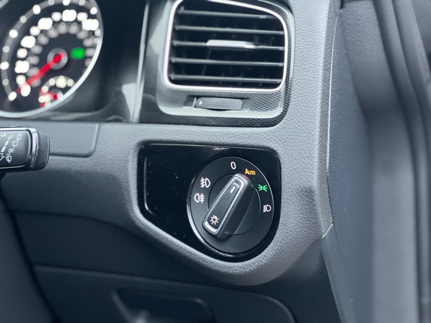 Used Volkswagen Golf 2015 for sale - 77029995: Photo 43