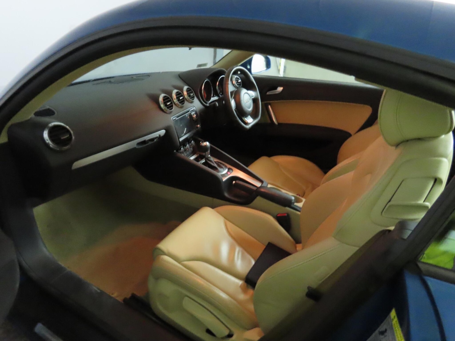 Used Audi TT 2008 for sale - 77358349: Photo 3