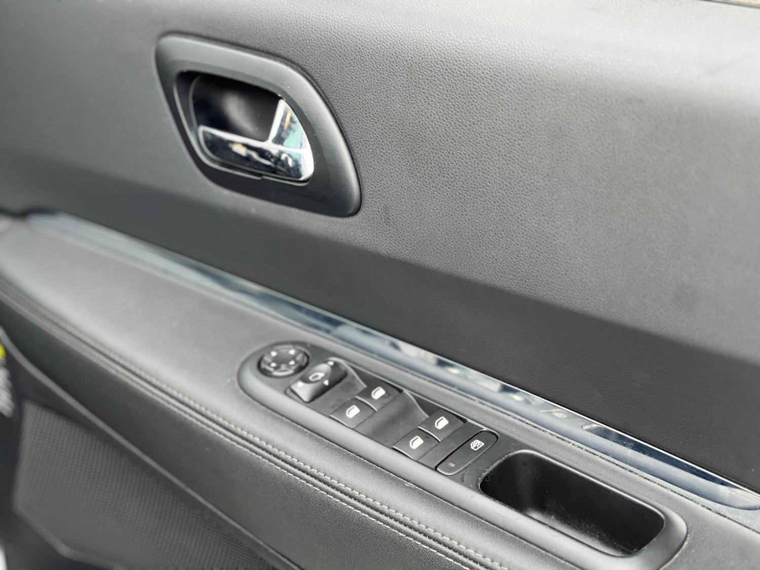 Used Peugeot 3008 2016 for sale - 76473432: Photo 41