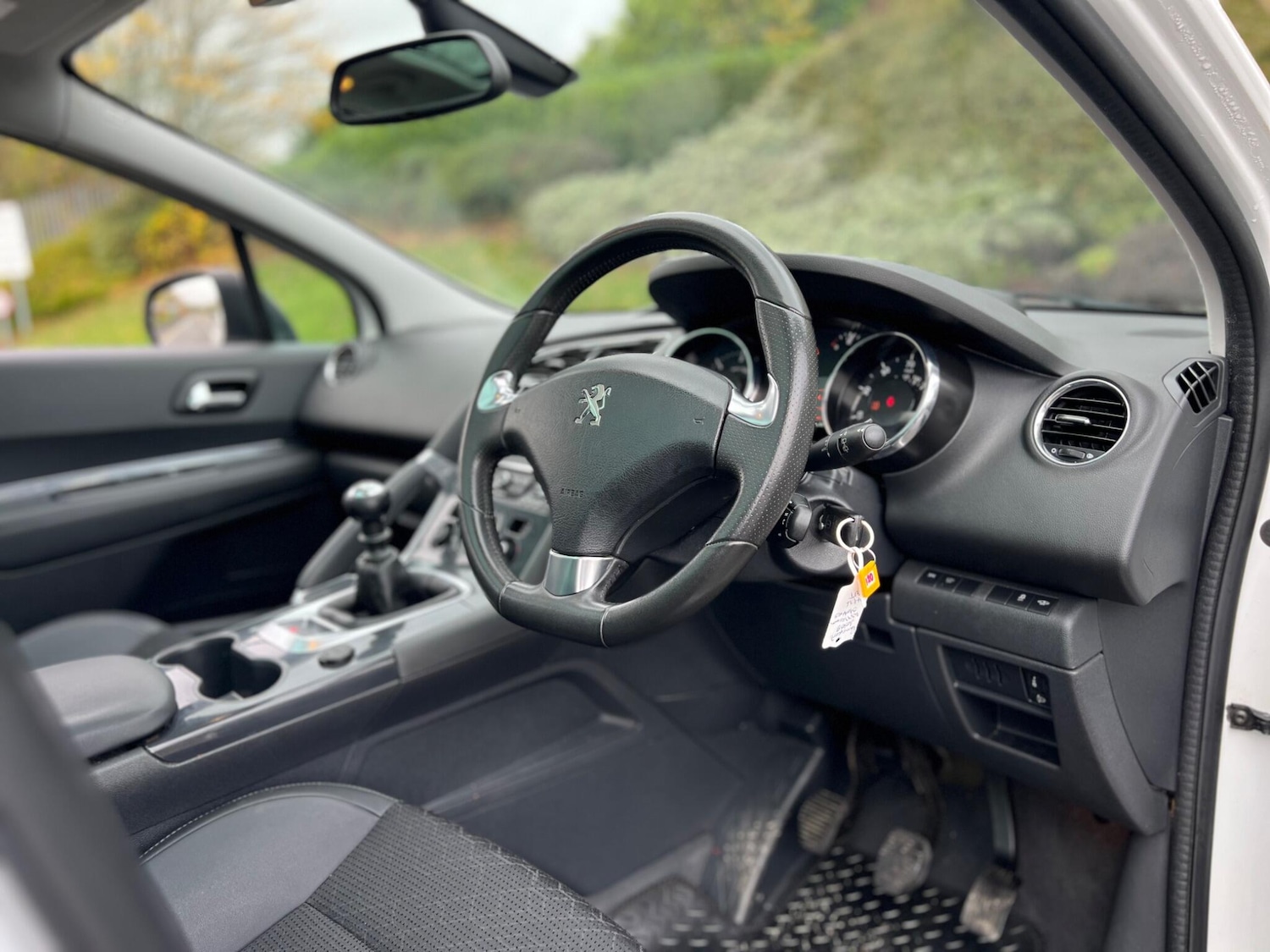 Used Peugeot 3008 2016 for sale - 76473432: Photo 6