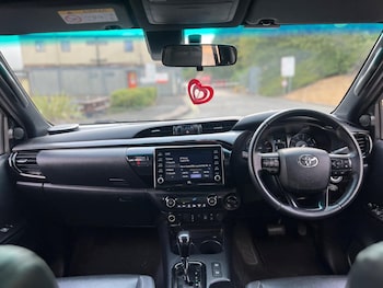 Used Toyota Hilux 2021 for sale - 79324439: Photo