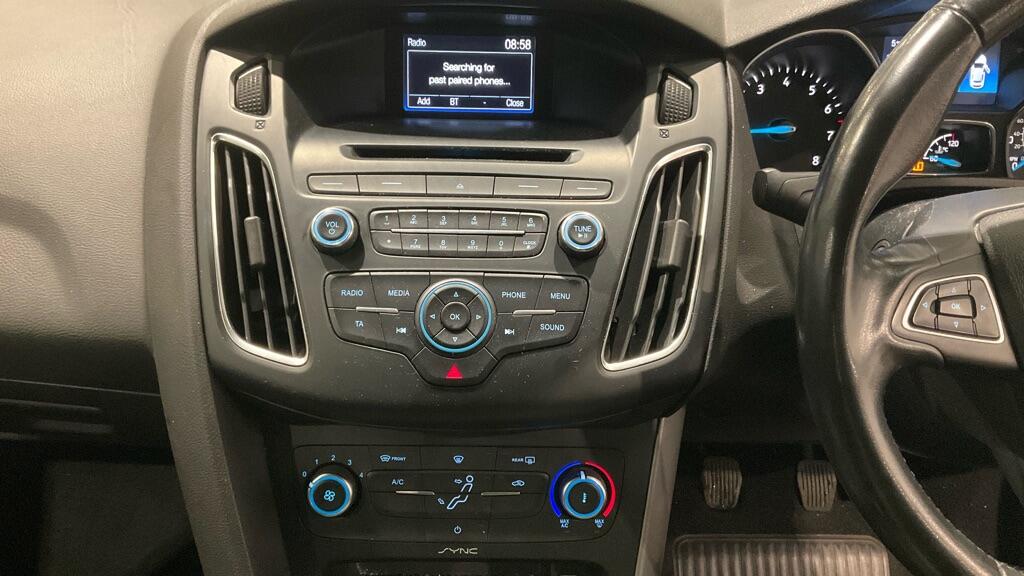 Used Ford Focus 2015 for sale - 76121889: Photo 11