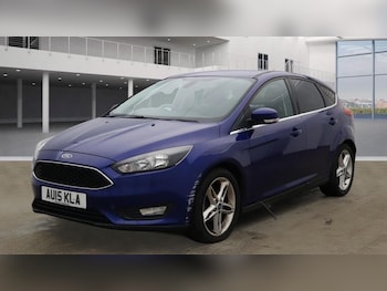 Used Ford Focus 2015 for sale - 76121889: Photo 2