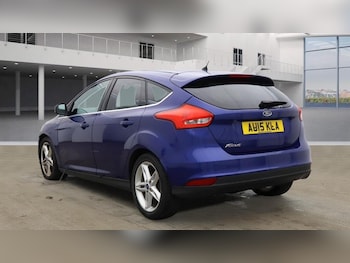 Used Ford Focus 2015 for sale - 76121889: Photo 3