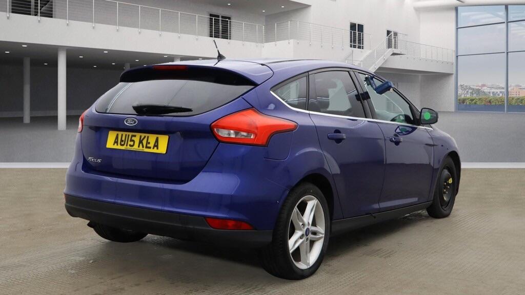 Used Ford Focus 2015 for sale - 76121889: Photo 4