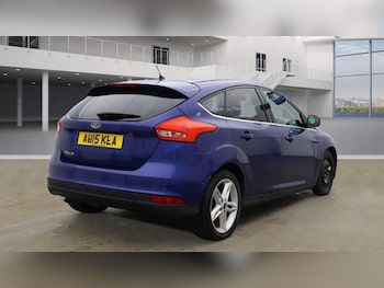 Used Ford Focus 2015 for sale - 76121889: Photo 4