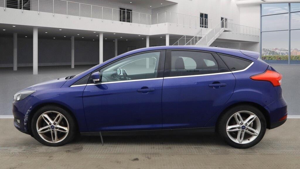 Used Ford Focus 2015 for sale - 76121889: Photo 6