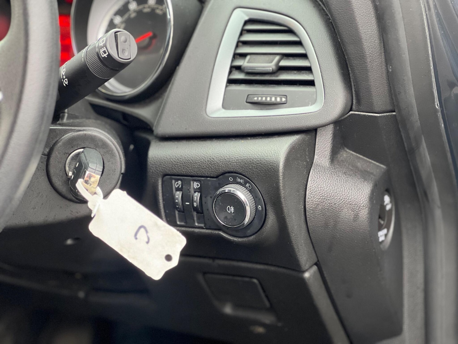 Used Vauxhall Astra 2014 for sale - 76572284: Photo 39