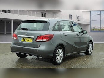 Used Mercedes-Benz B Class 2015 for sale - 77957231: Photo