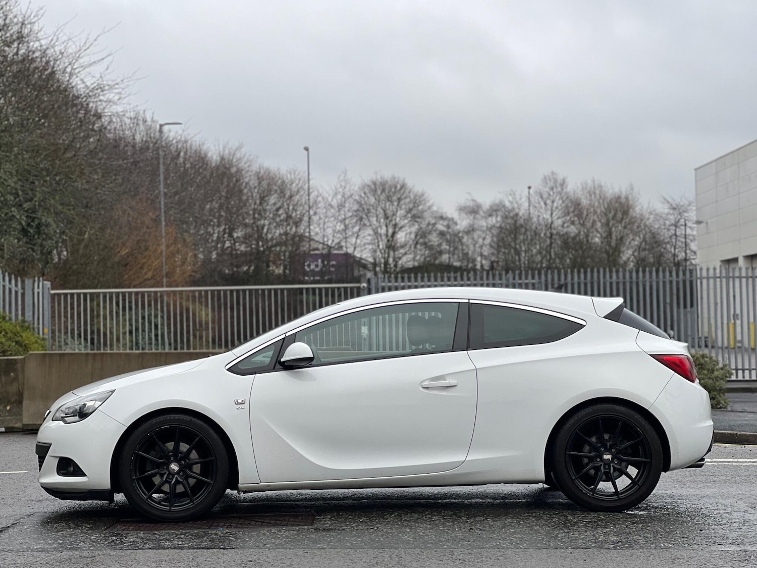 Used Vauxhall Astra GTC 2013 for sale - 77290572: Photo 14