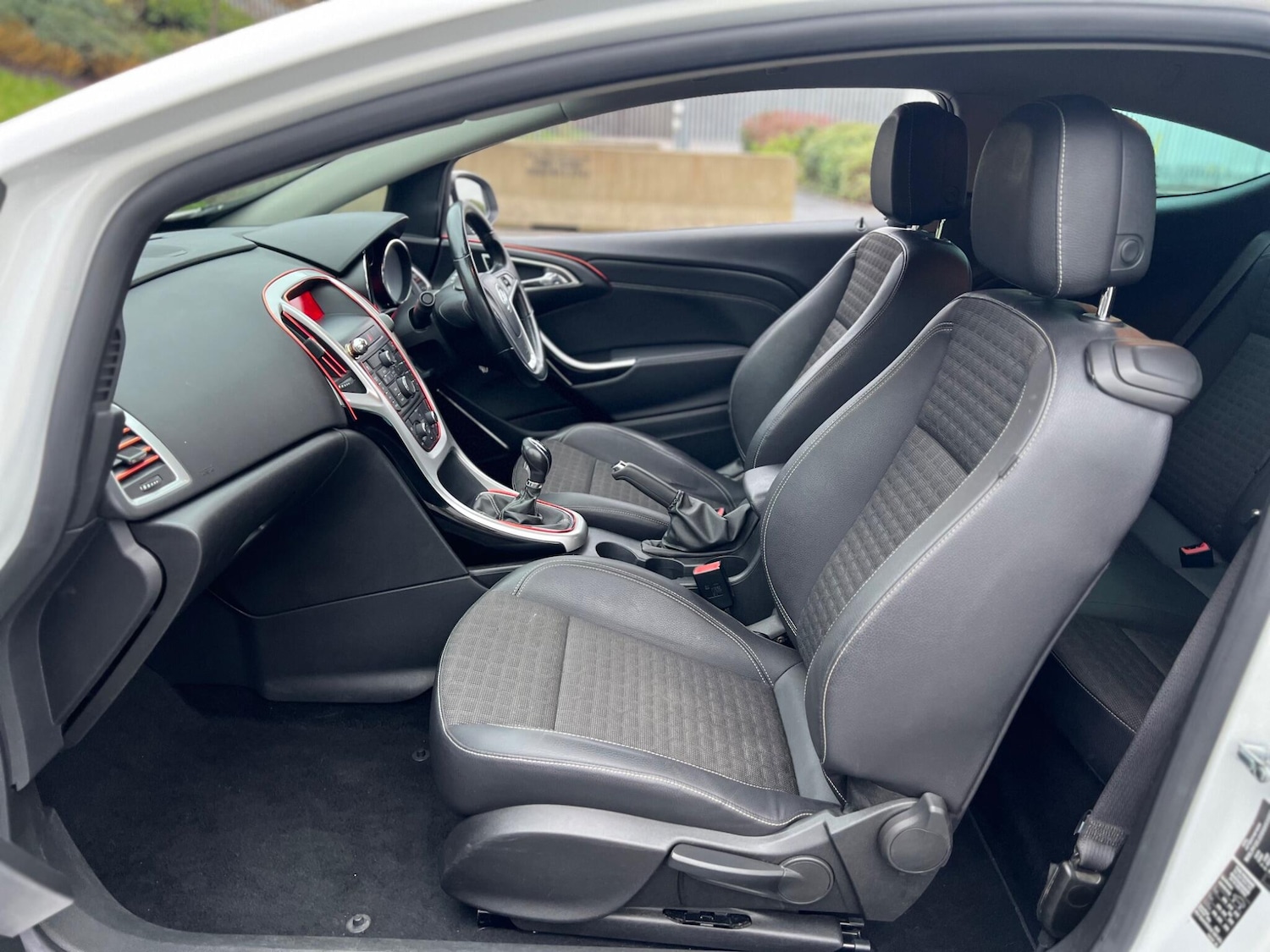 Used Vauxhall Astra GTC 2013 for sale - 77290572: Photo 18