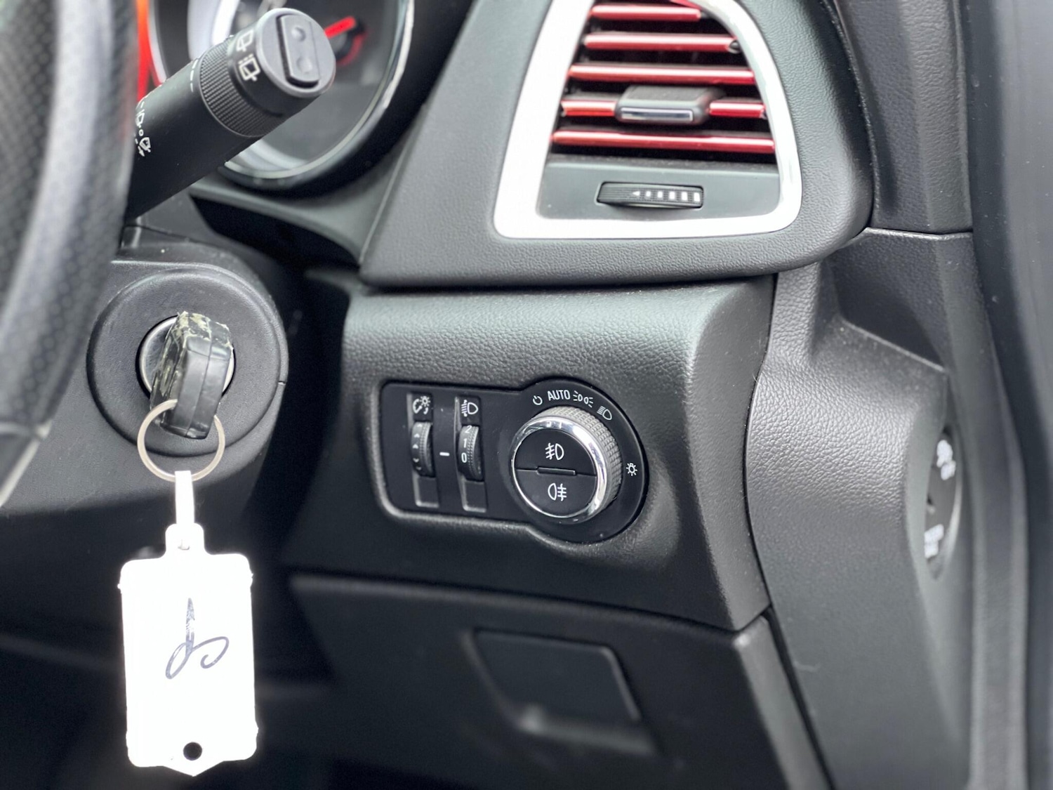 Used Vauxhall Astra GTC 2013 for sale - 77290572: Photo 35