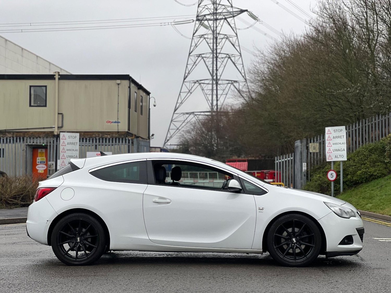 Used Vauxhall Astra GTC 2013 for sale - 77290572: Photo 8