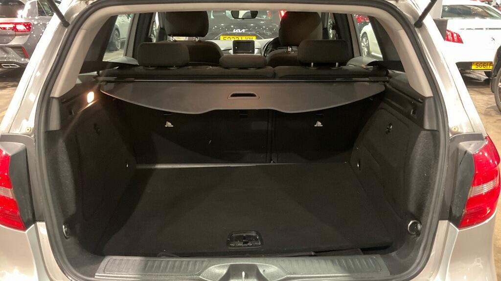 Used Mercedes-Benz B Class 2013 for sale - 77400632: Photo 9