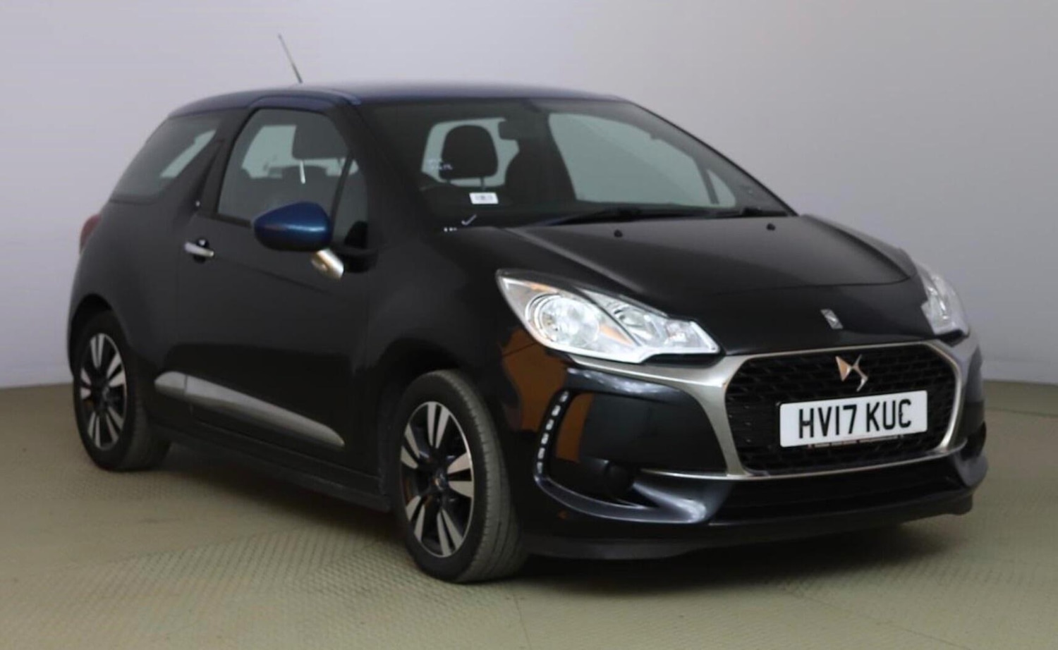 Used DS Automobiles DS 3 2017 for sale - 76572167: Photo 1