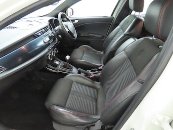 Used Alfa Romeo Giulietta 2013 for sale - 77586538: Photo