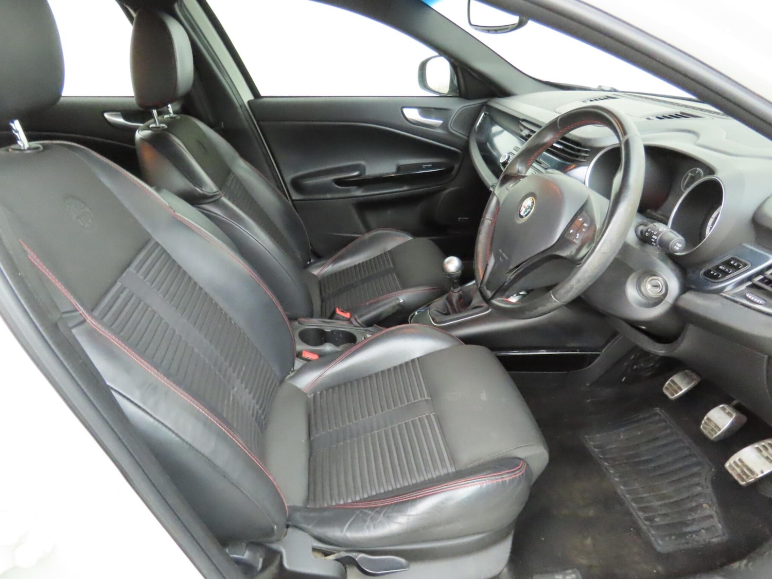 Used Alfa Romeo Giulietta 2013 for sale - 77586538: Photo 6