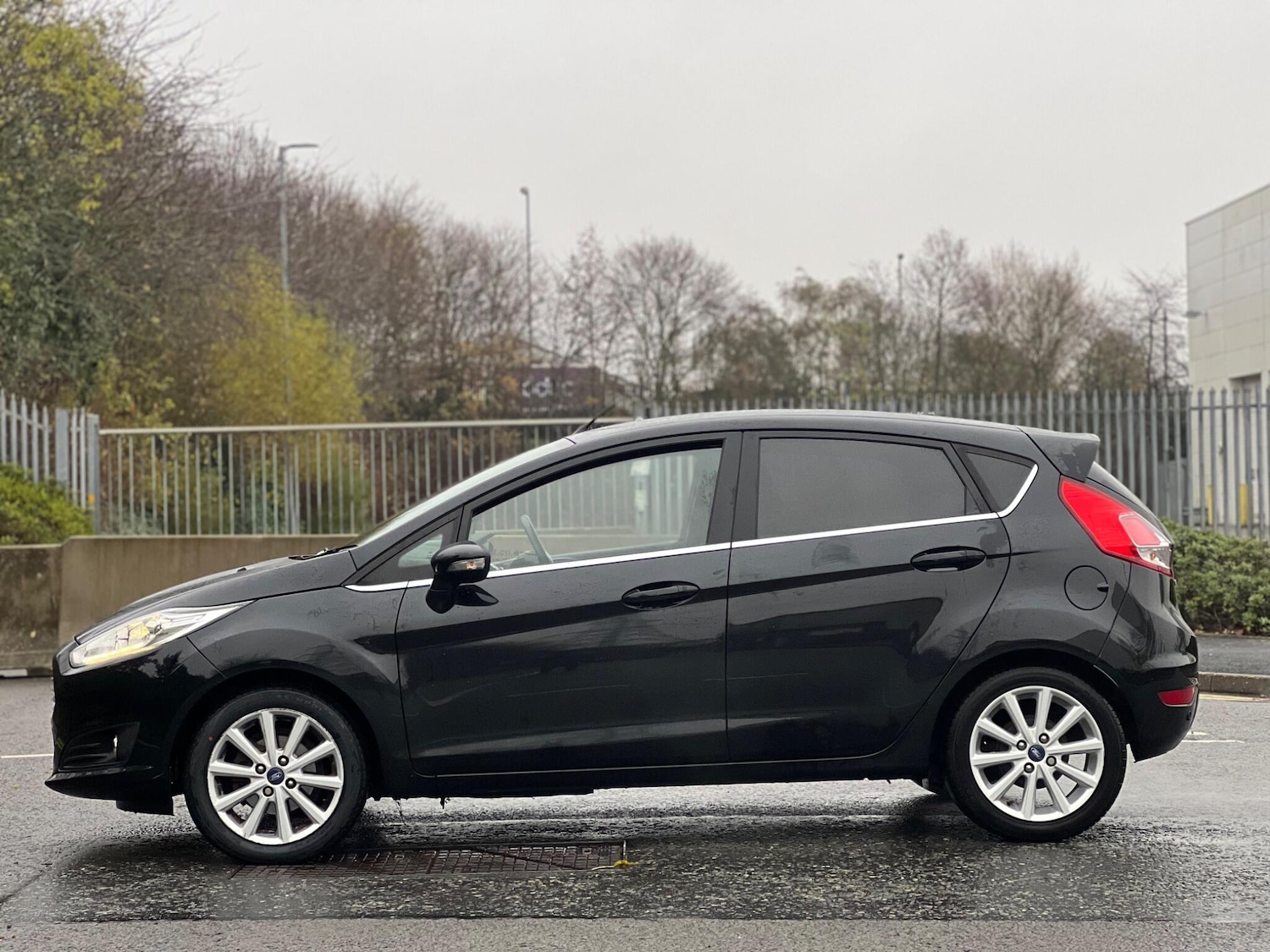 Used Ford Fiesta 2015 for sale - 76561485: Photo 13