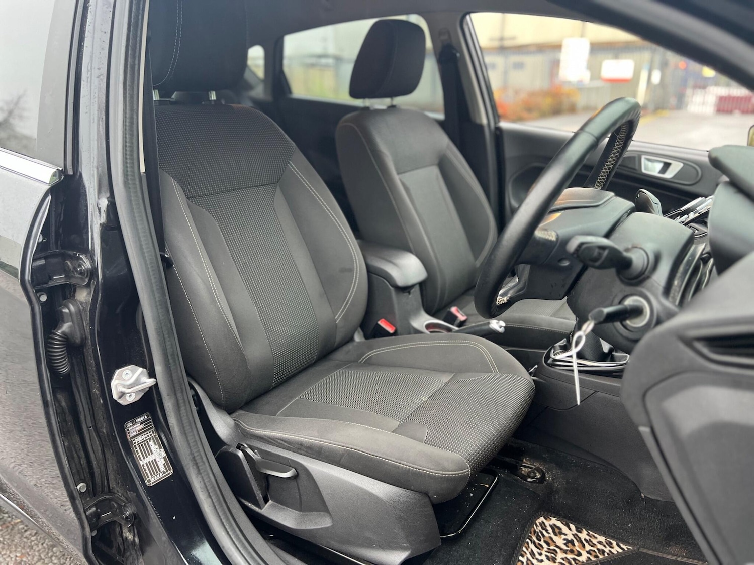 Used Ford Fiesta 2015 for sale - 76561485: Photo 16