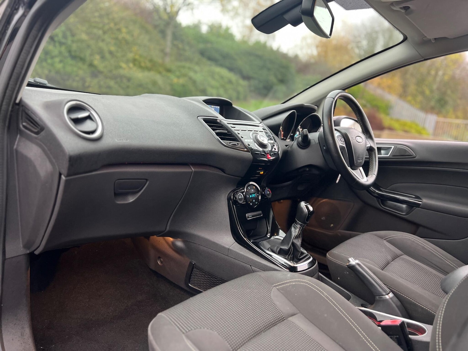 Used Ford Fiesta 2015 for sale - 76561485: Photo 4