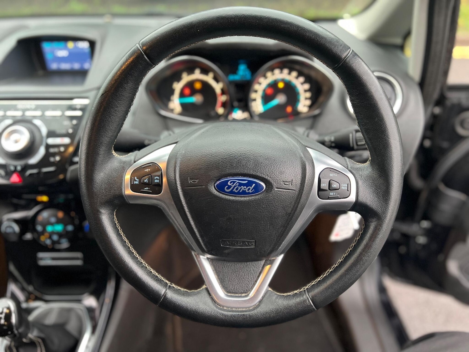 Used Ford Fiesta 2015 for sale - 76561485: Photo 5