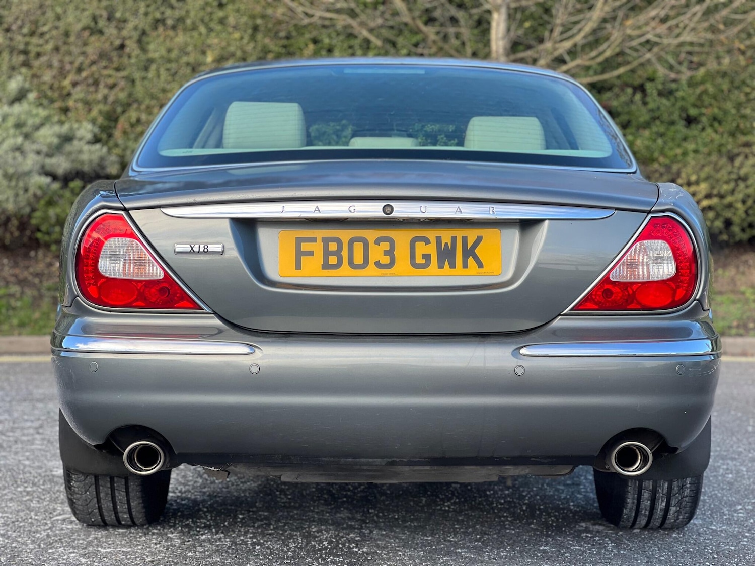 Used Jaguar XJ 2003 for sale - 76645197: Photo 12