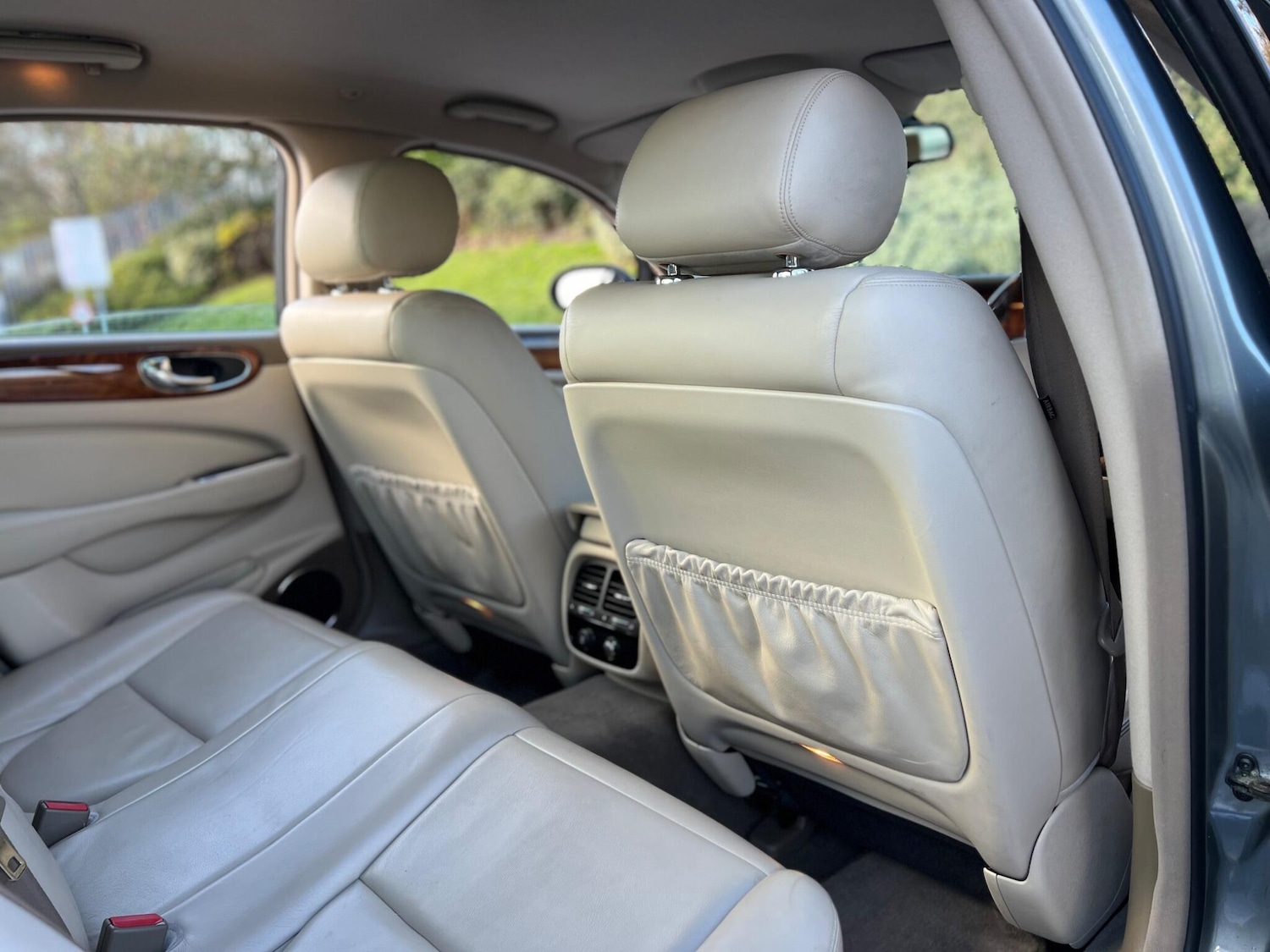 Used Jaguar XJ 2003 for sale - 76645197: Photo 26