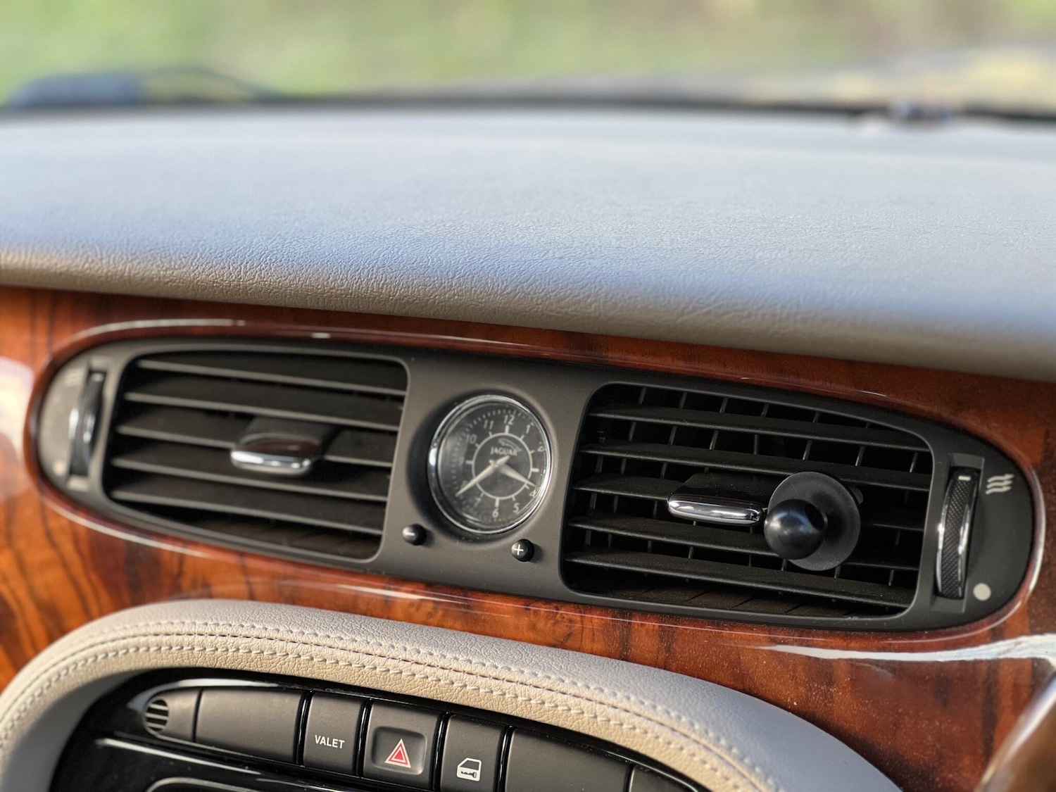 Used Jaguar XJ 2003 for sale - 76645197: Photo 29