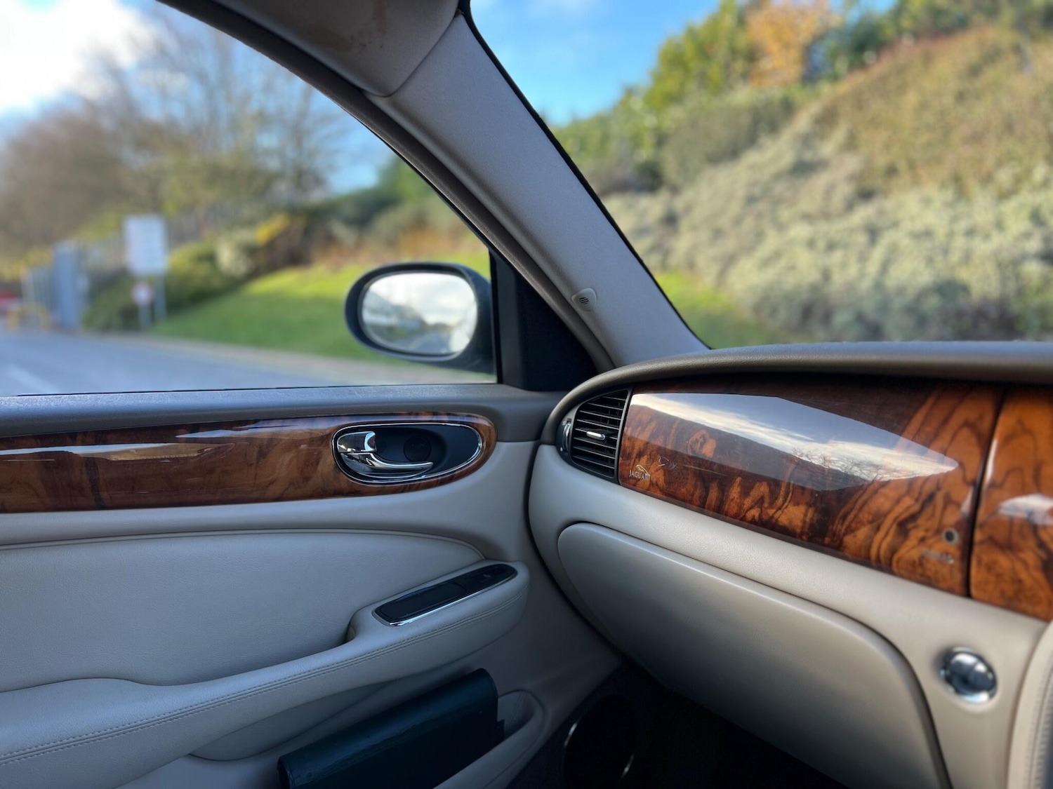 Used Jaguar XJ 2003 for sale - 76645197: Photo 42