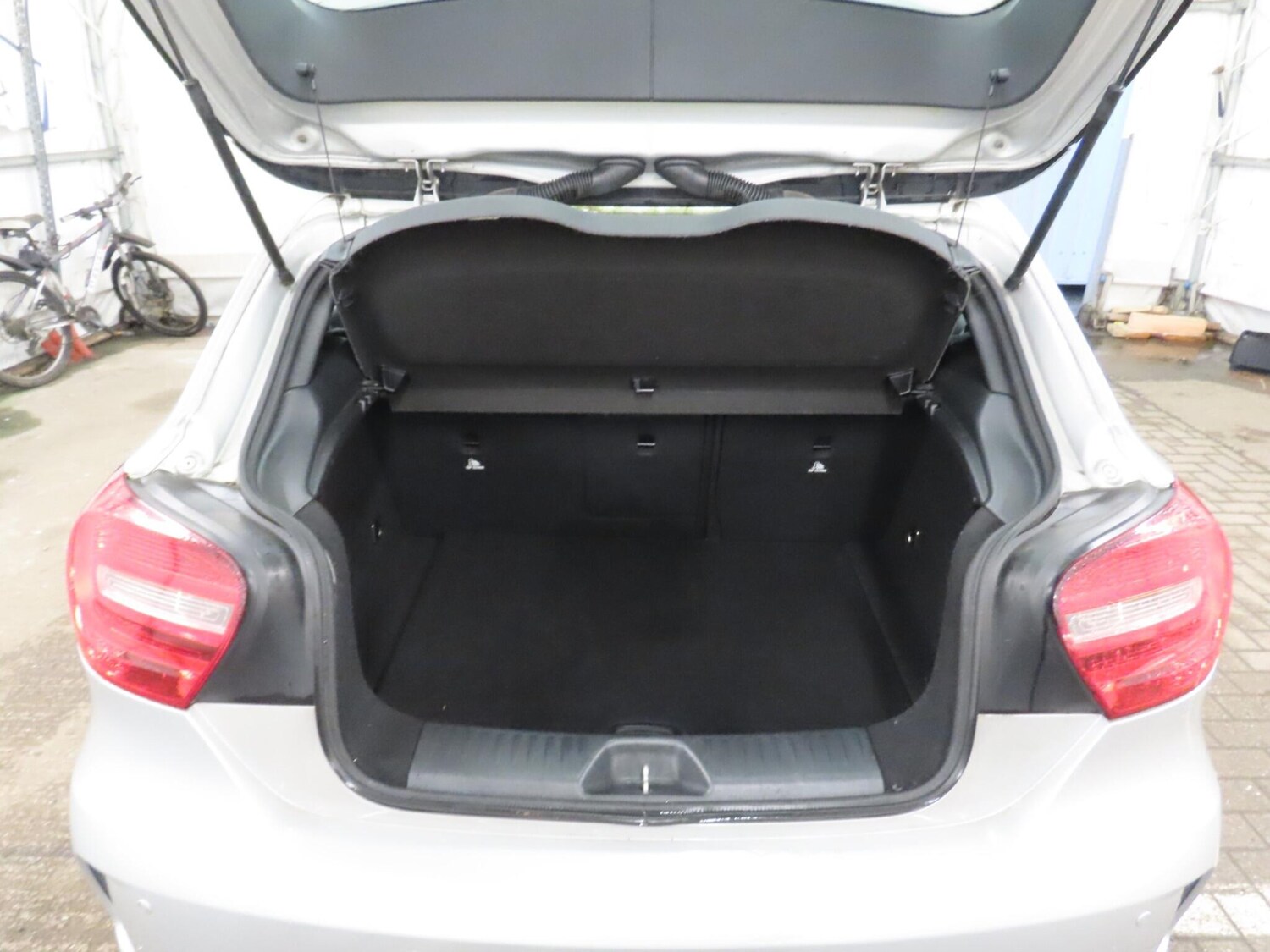 Used Mercedes-Benz A-Class 2014 for sale - 77523693: Photo 11