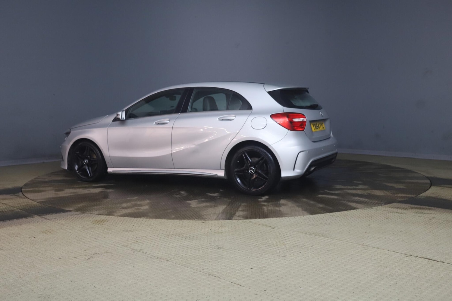 Used Mercedes-Benz A-Class 2014 for sale - 77523693: Photo 7